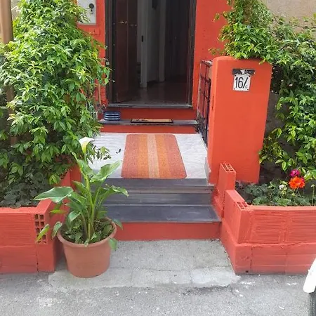 Apartamento Zena Apartament *